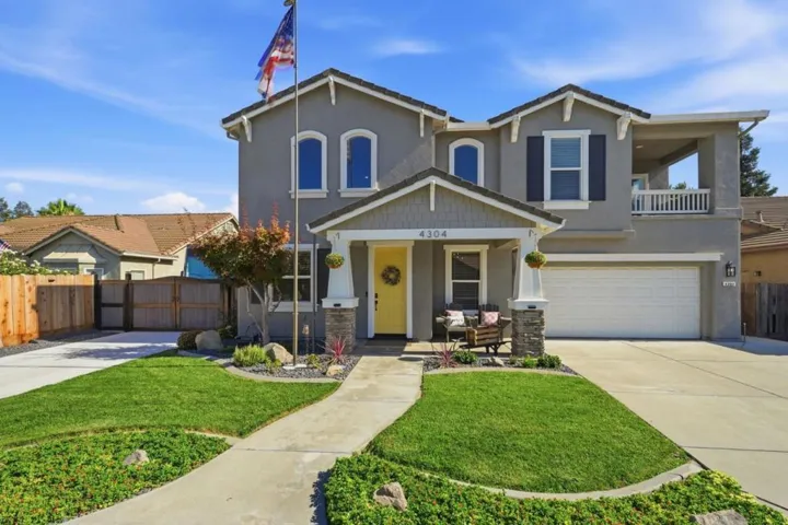 4304 Big Tree Court, Denair, California 95316