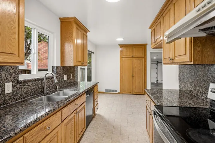 2242 Pyle Court, Santa Clara, California 95051