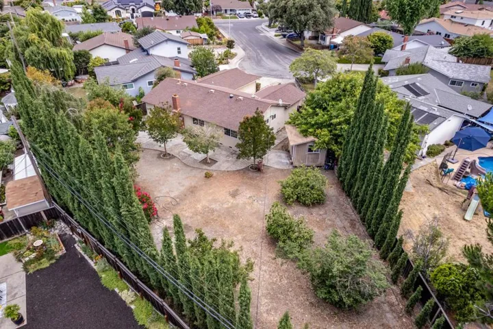 2242 Pyle Court, Santa Clara, California 95051