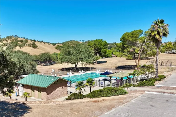 2148 Yellow Feather Circle, Paso Robles, California 93446