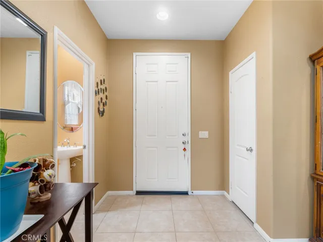 4106 Lake Circle, Fallbrook, California 92028