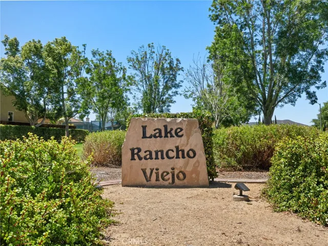 4106 Lake Circle, Fallbrook, California 92028