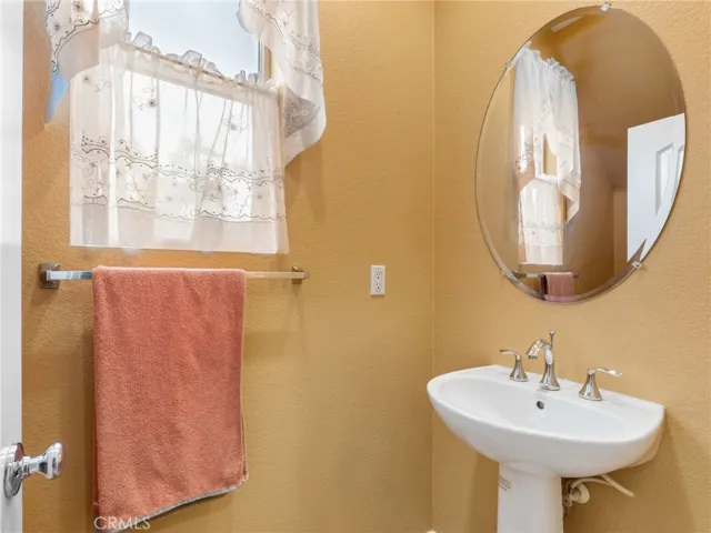 4106 Lake Circle, Fallbrook, California 92028