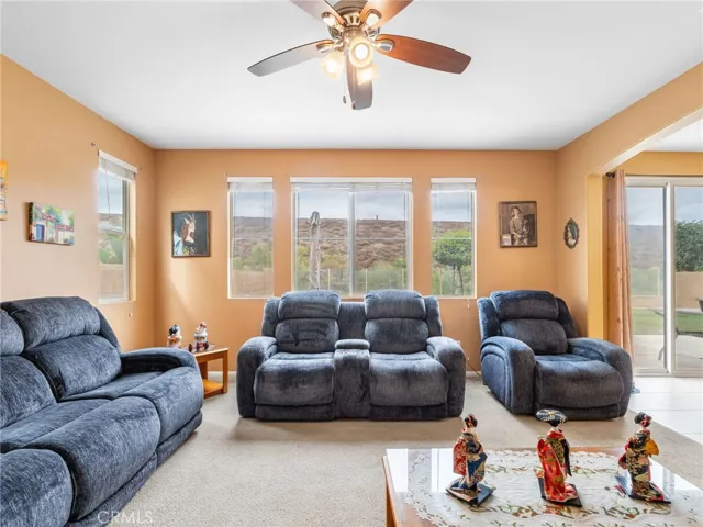 4106 Lake Circle, Fallbrook, California 92028