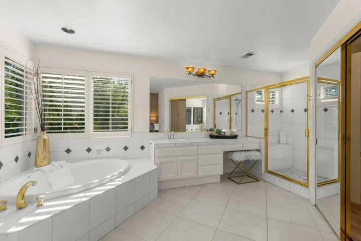 674 W Sunnyoaks Avenue, Campbell, California 95008