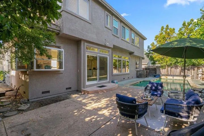 674 W Sunnyoaks Avenue, Campbell, California 95008