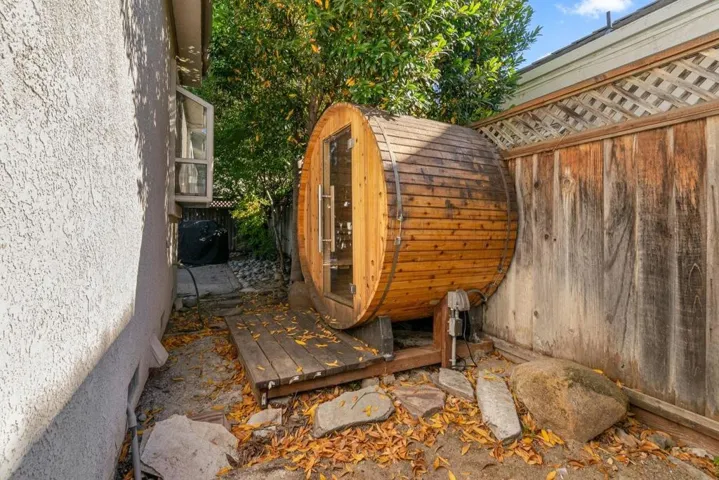 674 W Sunnyoaks Avenue, Campbell, California 95008