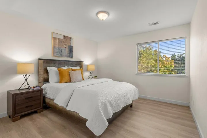 674 W Sunnyoaks Avenue, Campbell, California 95008