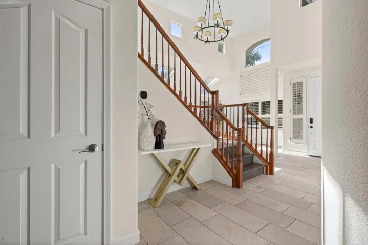 674 W Sunnyoaks Avenue, Campbell, California 95008