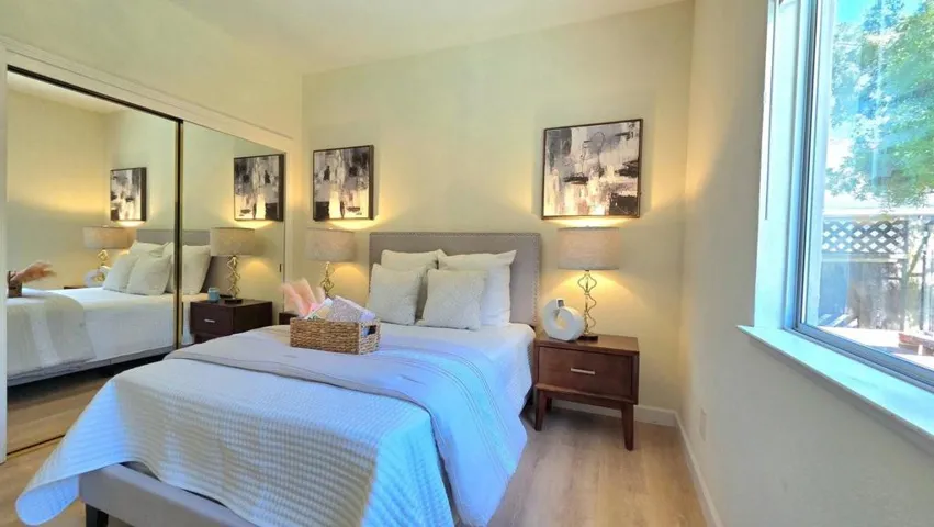 674 W Sunnyoaks Avenue, Campbell, California 95008