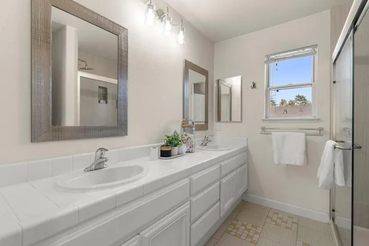 674 W Sunnyoaks Avenue, Campbell, California 95008