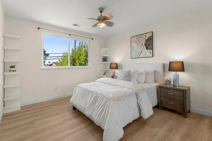 674 W Sunnyoaks Avenue, Campbell, California 95008