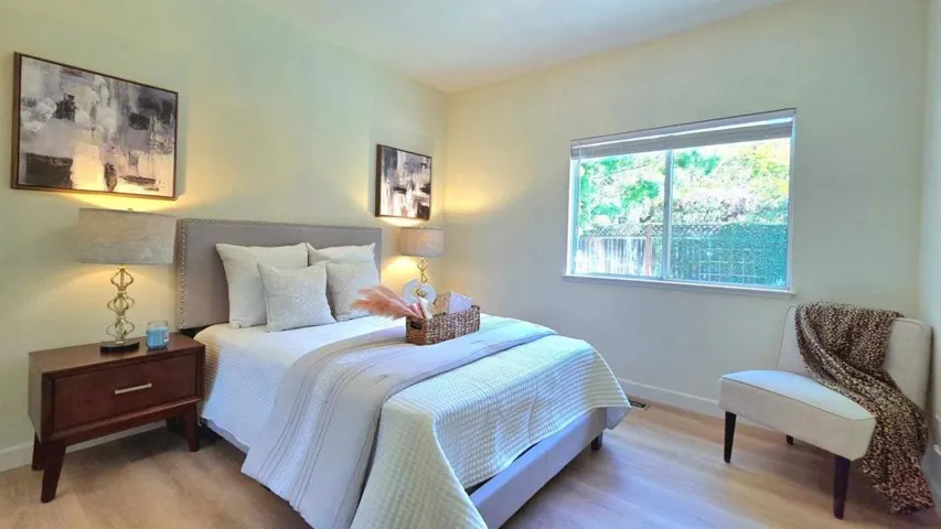 674 W Sunnyoaks Avenue, Campbell, California 95008