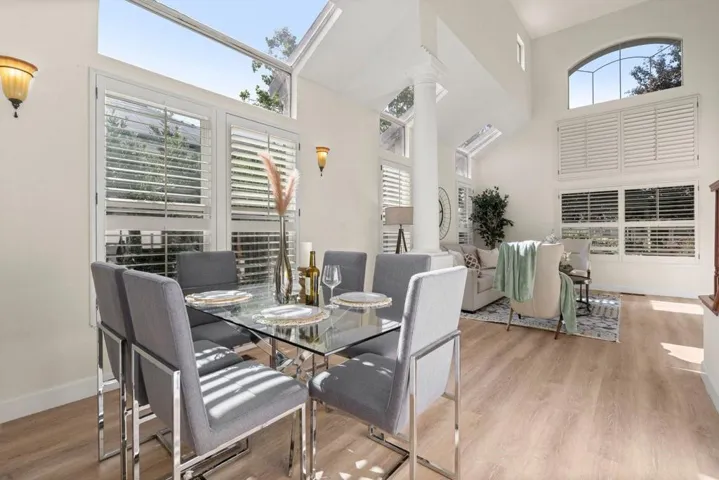 674 W Sunnyoaks Avenue, Campbell, California 95008