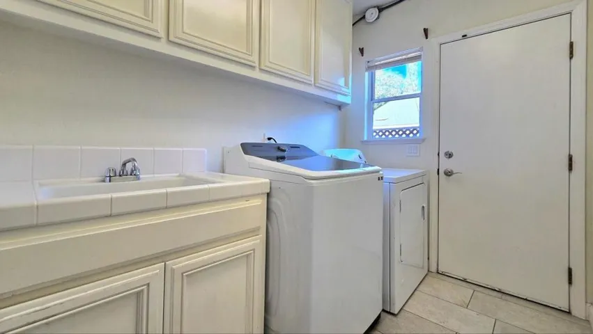 674 W Sunnyoaks Avenue, Campbell, California 95008