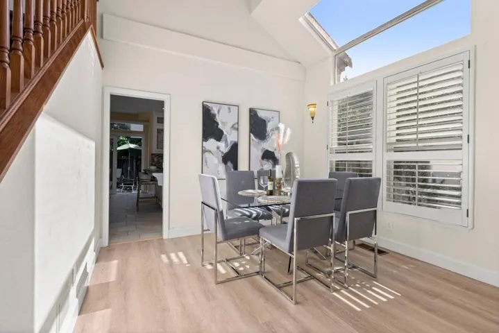 674 W Sunnyoaks Avenue, Campbell, California 95008