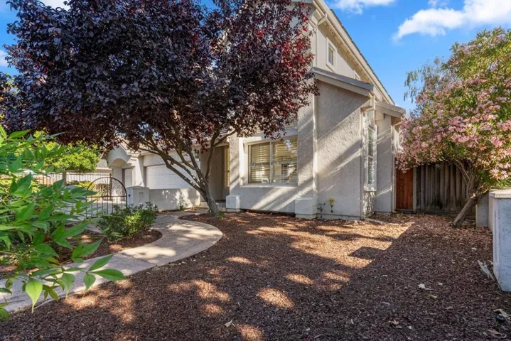 674 W Sunnyoaks Avenue, Campbell, California 95008