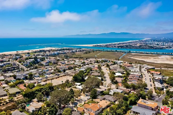 8515 Falmouth Avenue 405, Playa Del Rey, California 90293