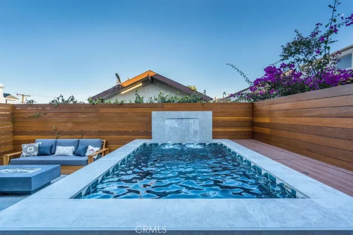 Also Features A Delightful Water Fountain