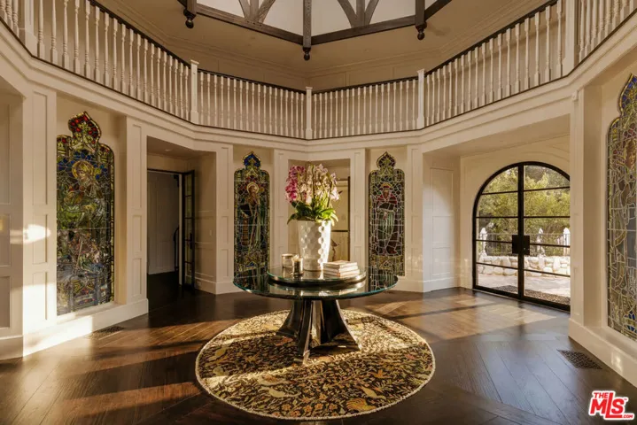 5076 Island Forest Place, Westlake Village, California 91362