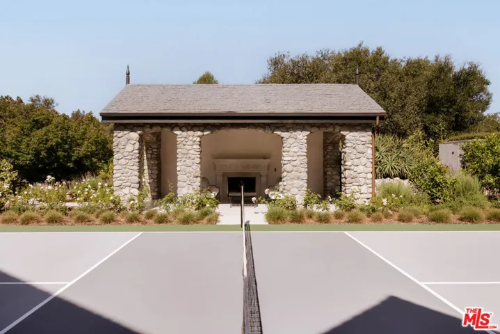 5076 Island Forest Place, Westlake Village, California 91362