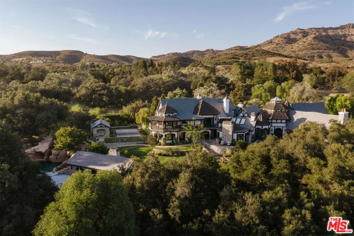 5076 Island Forest Place, Westlake Village, California 91362
