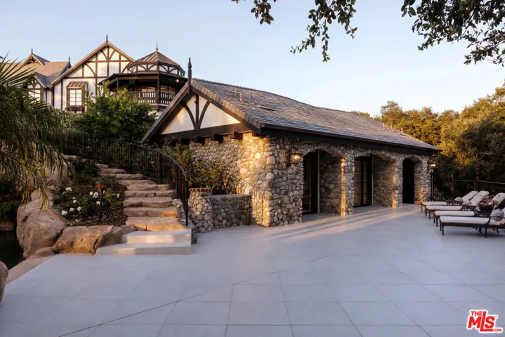 5076 Island Forest Place, Westlake Village, California 91362
