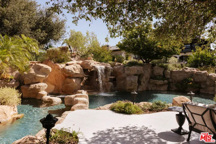 5076 Island Forest Place, Westlake Village, California 91362