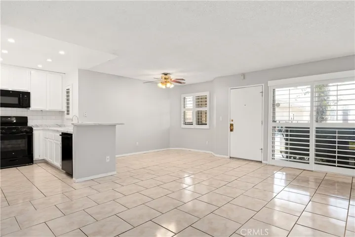 13100 Bromont 15, Sylmar, California 91342 — photo 5
