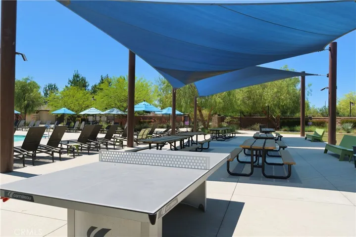 The Oasis is where Spencer’s Crossing comes to life—residents gather across expansive sun decks for relaxed afternoons in the sun, while shaded, covered picnic areas invite easy meals, conversation, and connection. Nearby, a dedicated ping pong space adds a playful, social touch, making it a true year-round hub for both leisure and community.