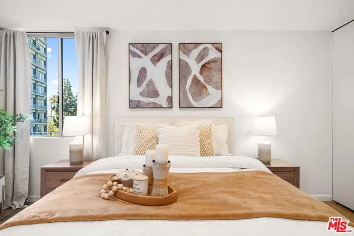 100 S Doheny Drive 514, Los Angeles, California 90048