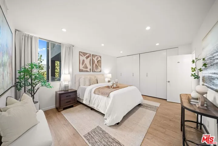 Bedroom with nature light