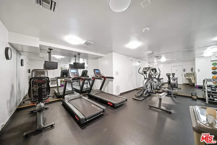 100 S Doheny Drive 514, Los Angeles, California 90048