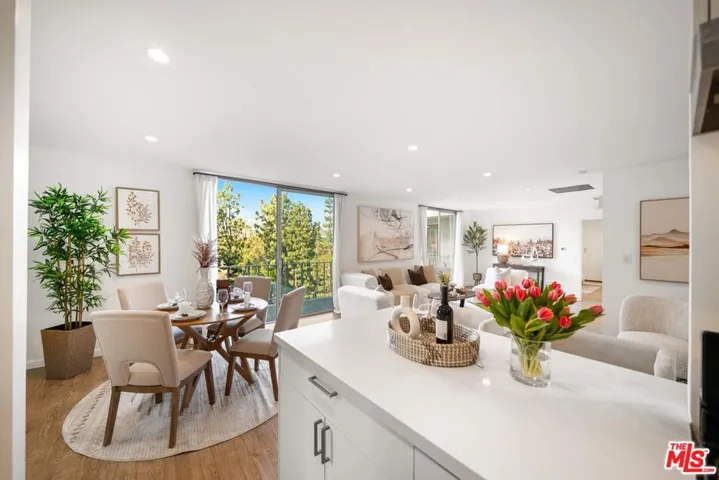 100 S Doheny Drive 514, Los Angeles, California 90048