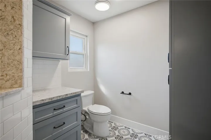 351 Sherwood, Redlands, California 92373