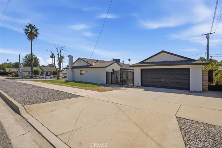 351 Sherwood, Redlands, California 92373