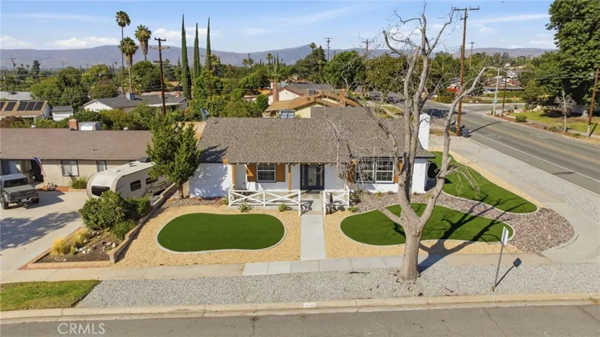 351 Sherwood, Redlands, California 92373