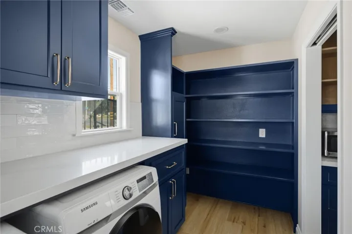 351 Sherwood, Redlands, California 92373