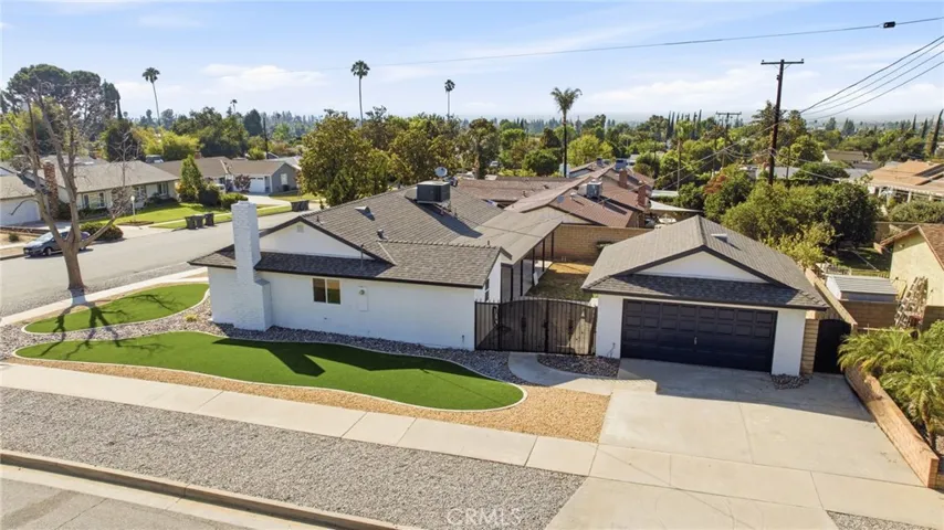 351 Sherwood, Redlands, California 92373