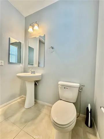 2nd floor powder room