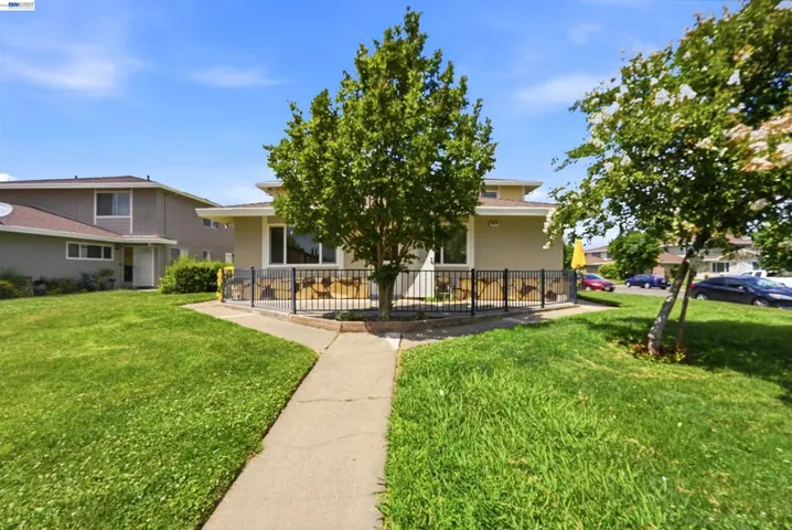 9079 Pinata Way 1, Sacramento, California 95826