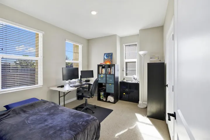1231 Sunrise View 105, San Marcos, California 92078