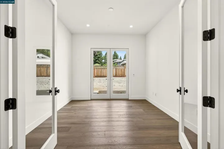 1090 Borrette Court, Napa, California 94558