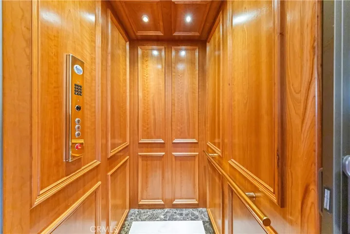 Elevator