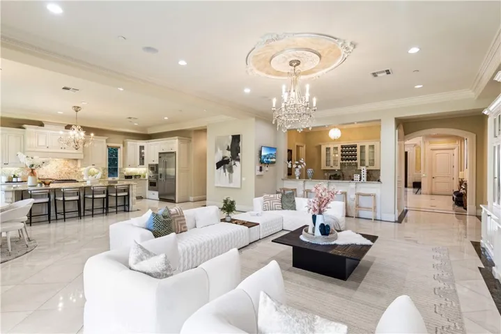 271 W Naomi, Arcadia, California 91007