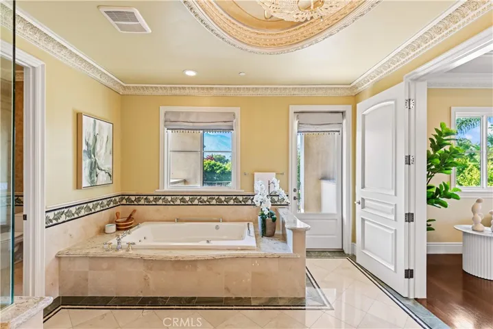 Primary Suite Bathroom