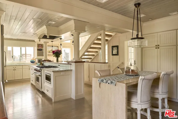 2088 Edinburg Avenue, Cardiff By The Sea, California 92007