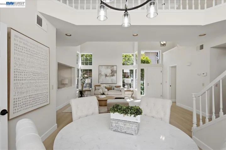 5579 Ridgewood Dr, Fremont, California 94555
