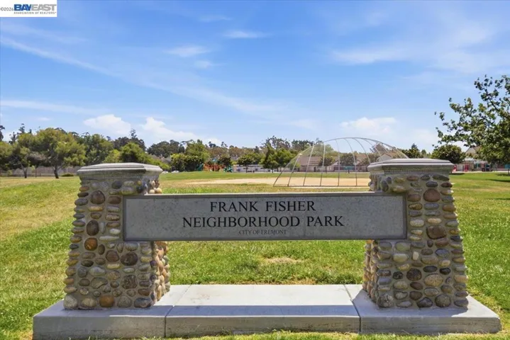 5579 Ridgewood Dr, Fremont, California 94555