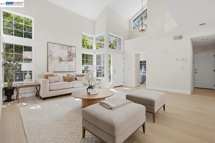 5579 Ridgewood Dr, Fremont, California 94555